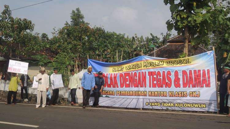 Geger di Cilacap! Warga Tolak Pembangunan Gedung KMP Bojong