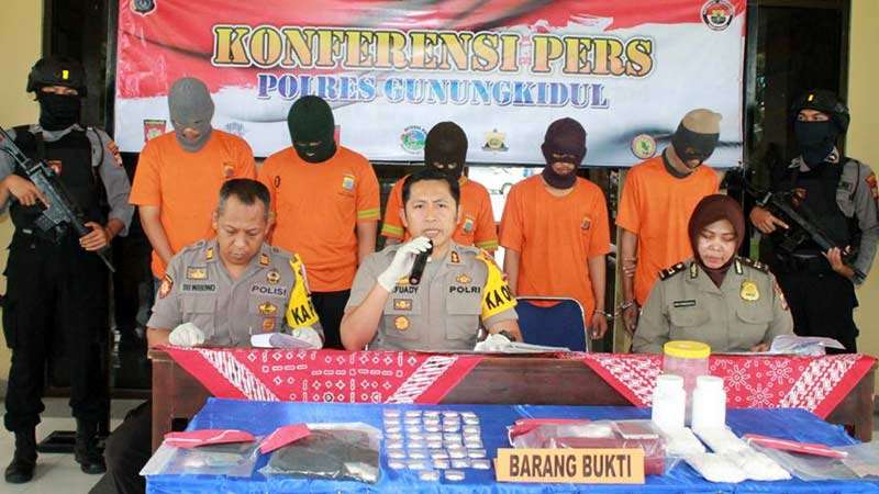 Polisi Bongkar Sindikat Peredaran Narkoba Ke Pelajar Gunungkidul ...